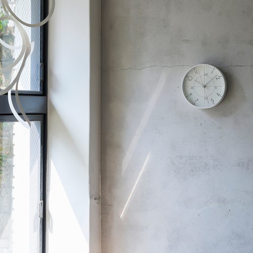 earth-wall-clock-less-1