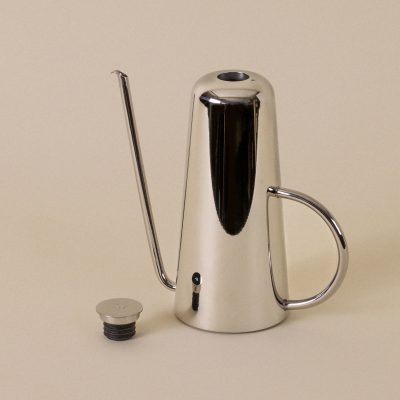 dripless-oil-can-3