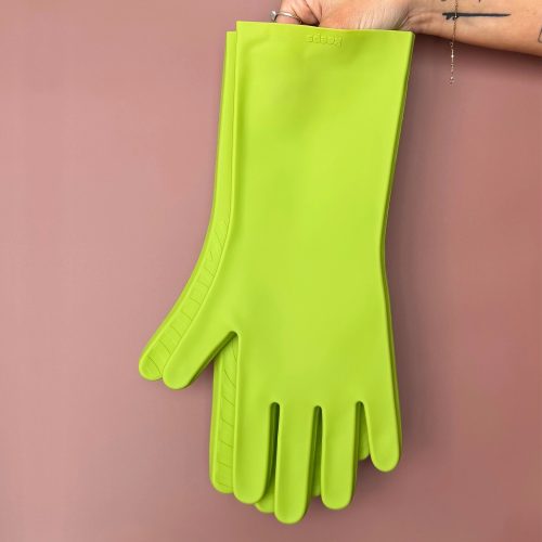 keeps-gloves-green-2