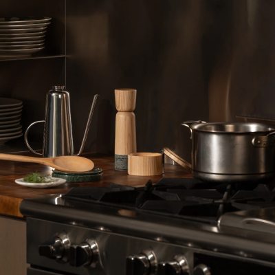stone-pepper-mill-8