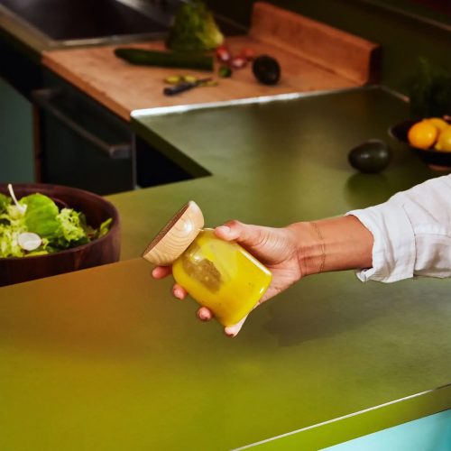 totter-salad-shaker-3