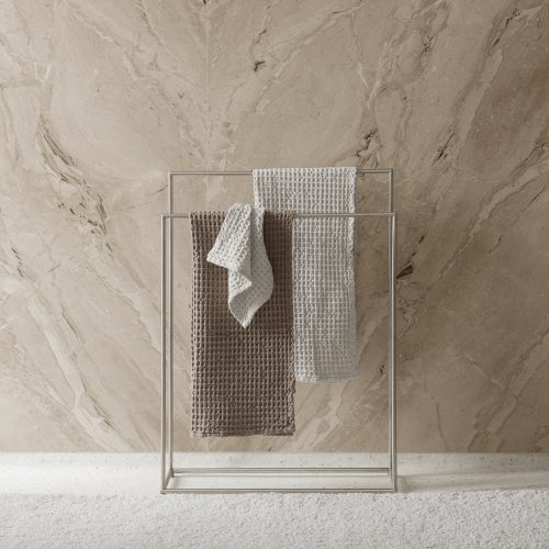 blomus-modo-free-standing-towel-rack-gessato-12