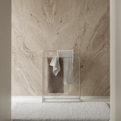 blomus-modo-free-standing-towel-rack-gessato-14