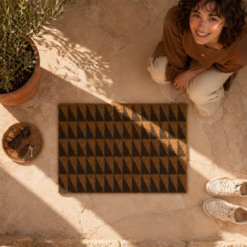 geometric-triangle-coir-doormat-gessato-8