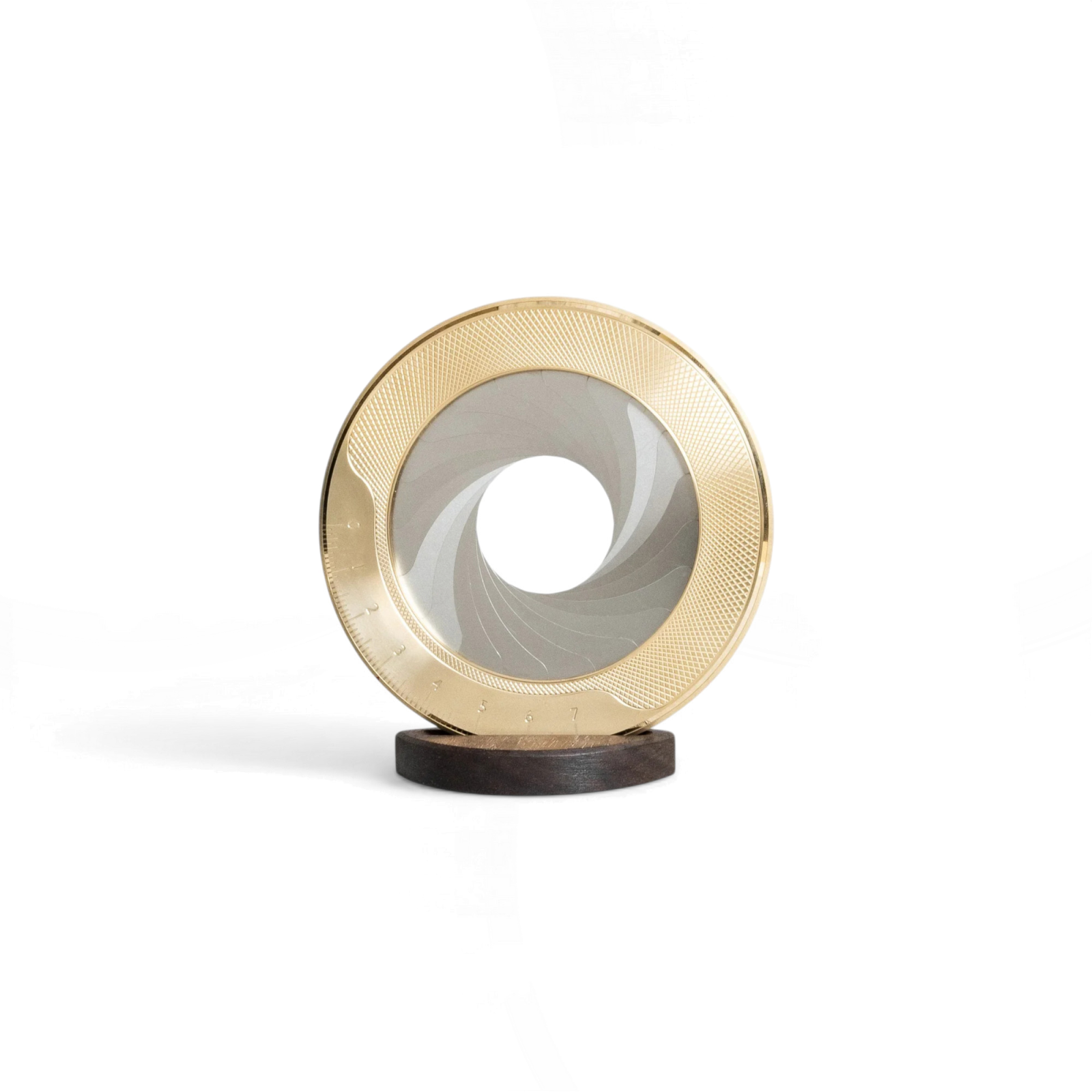 makers-cabinet-iris-standard-format-gessato-0