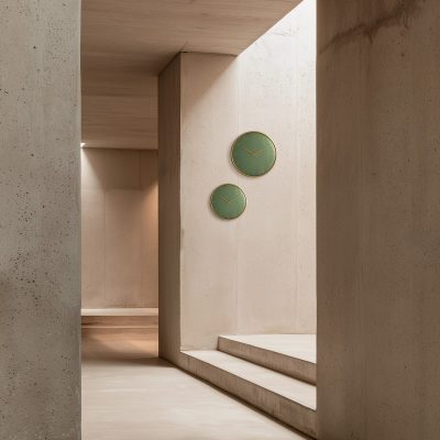 arne-jacobsen-city-hall-wall-clock-green-gessato-4