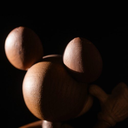 mickey-mouse-wood-figure-10
