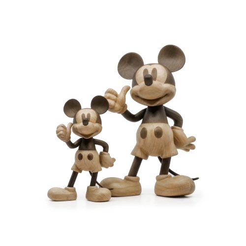 mickey-mouse-wood-figure-4