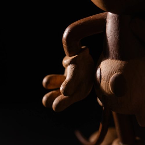 mickey-mouse-wood-figure-9