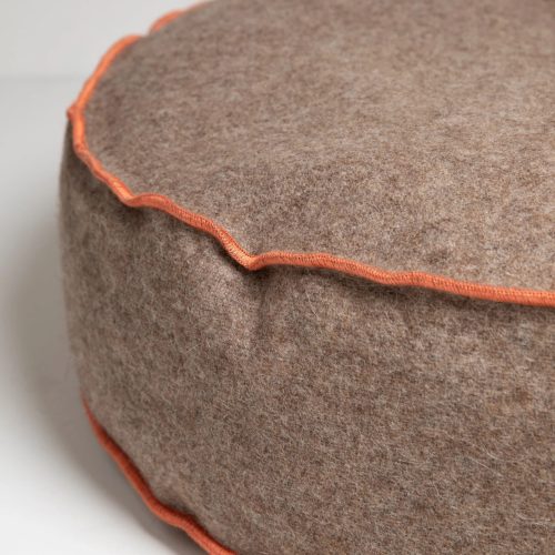 2.8-fulvio-recycled-wool-round-dog-cushion-gessato-3