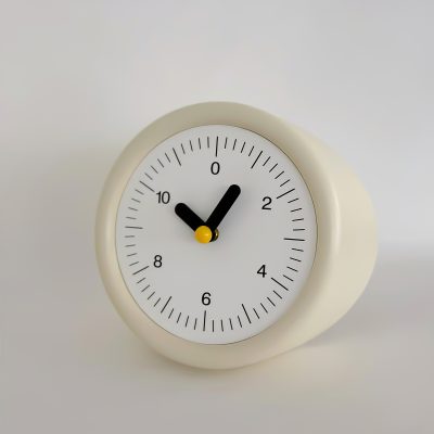corner-clock-cream-3