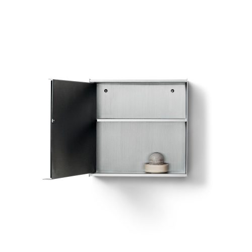 form-refine-taper-stainless-steel-mirror-cabinet-gessato-3