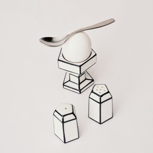 serax-carte-blanche-porcelain-salt-pepper-set-gessato-7