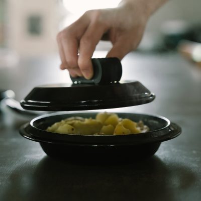 skillet-plate-and-self-pot-22