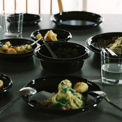 skillet-plate-and-self-pot-3