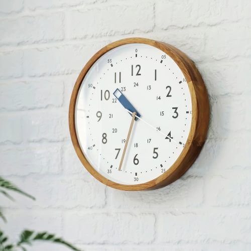 storuman-clock-3