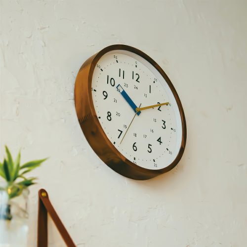 storuman-clock-4