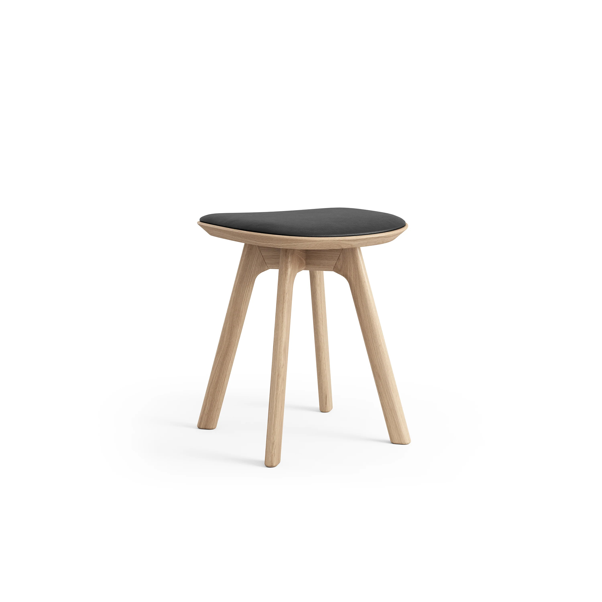  Oiled oak, Black leather / Savanne