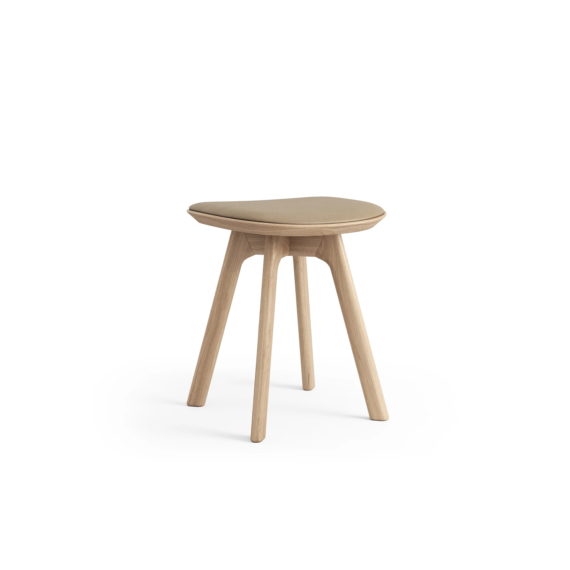  Oiled oak, Almond leather / Spectrum