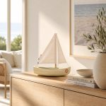 maison-tirot-le-sloop-wooden-toy-sailboat-gessato-8