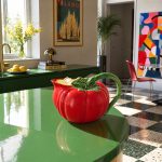 bordallo-pinheiro-tomato-pitcher-gessato-3