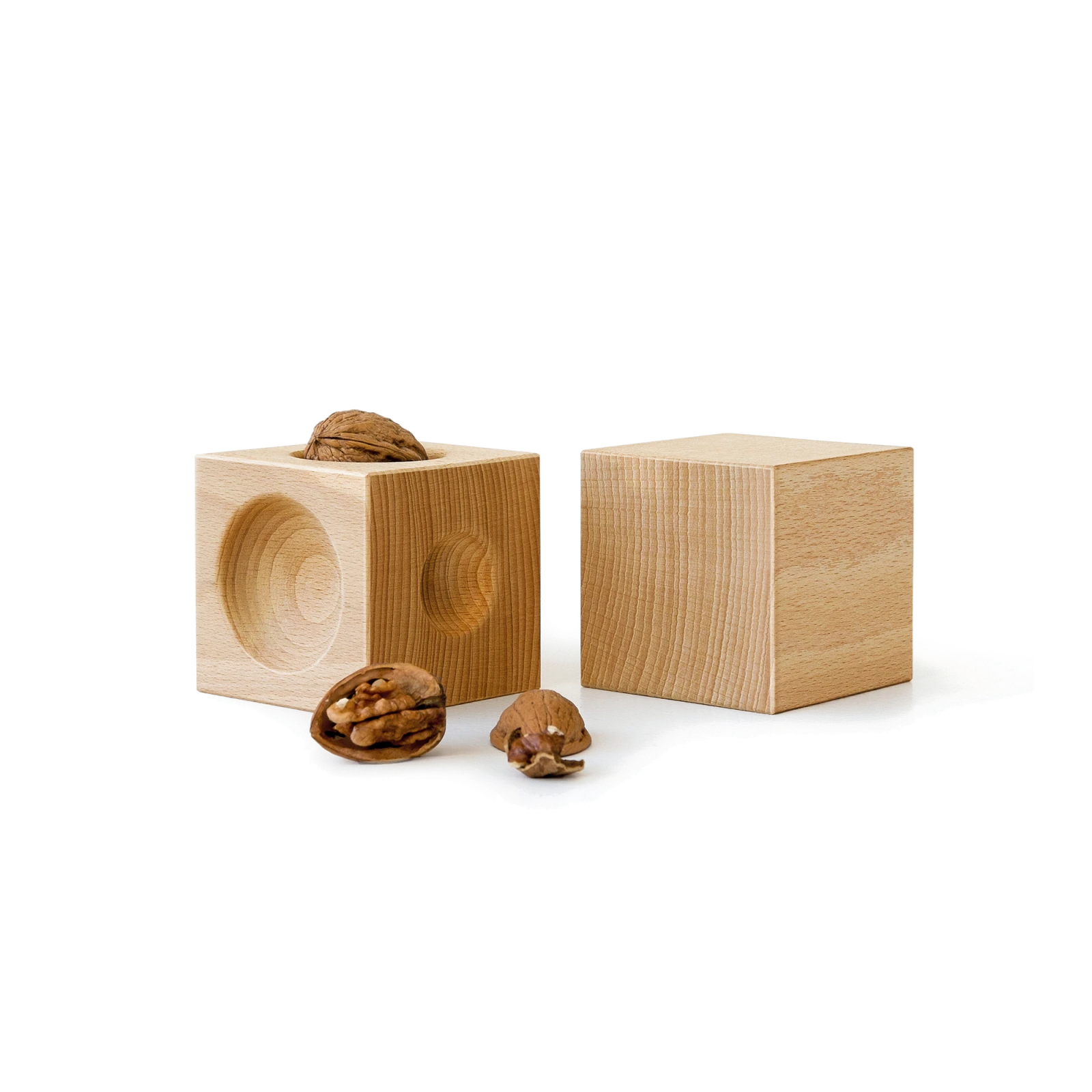 nusskubus-nutcracker-gessato-design-store-0