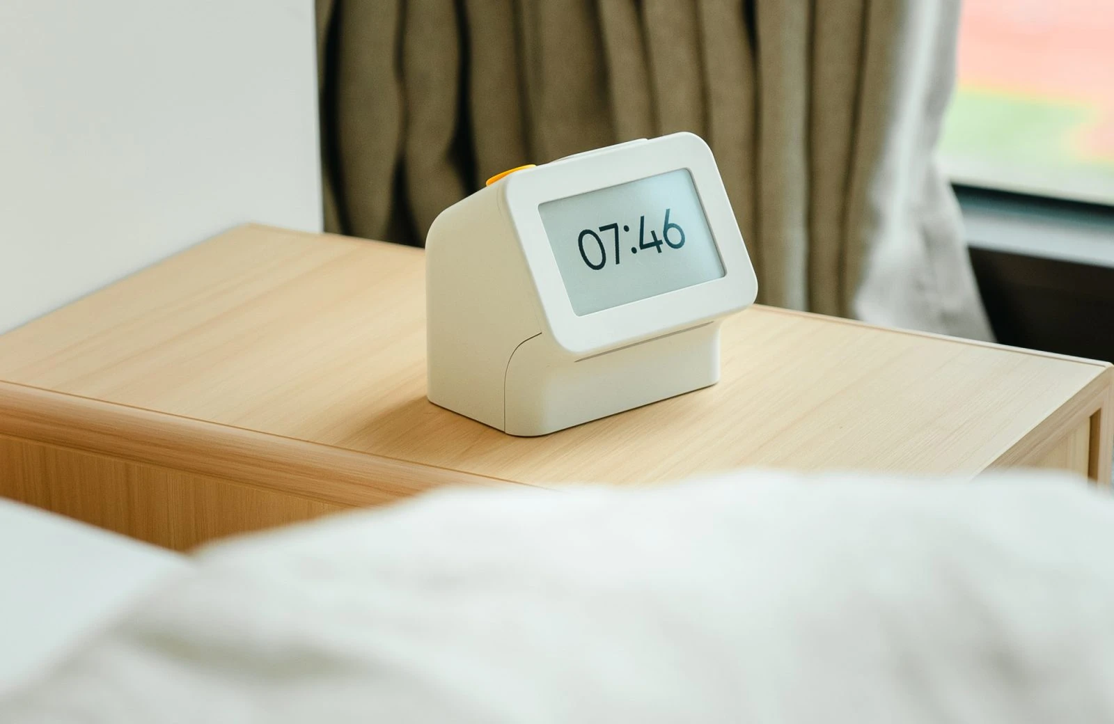 Habity: Leave the Phone Off the Nightstand - Gessato Design Store
