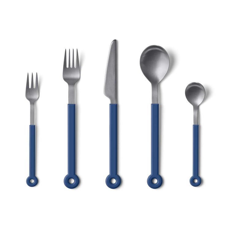mono-ring-flatware-5-piece-set-blue-1