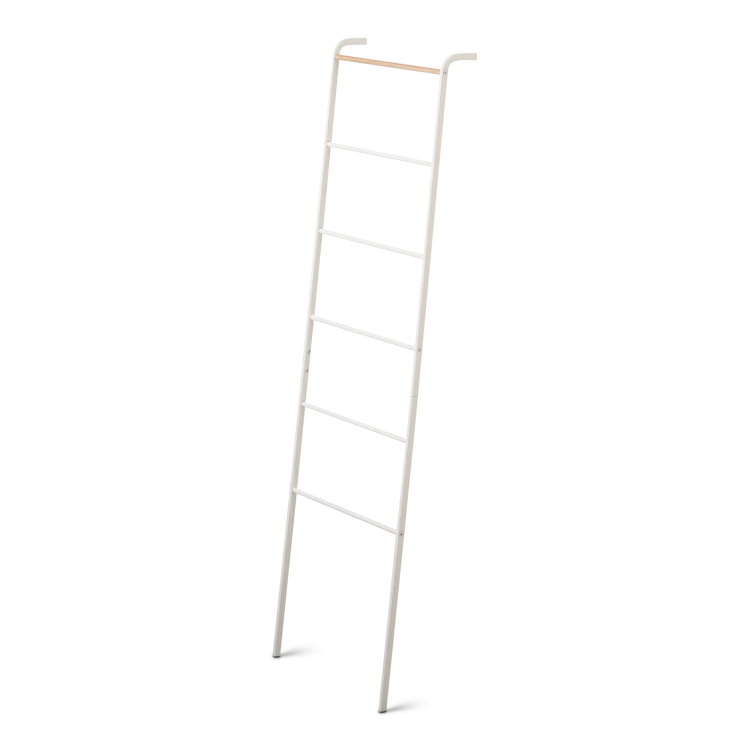 tower-leaning-ladder-hanger-white-1