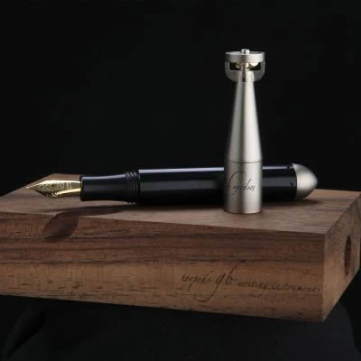 torpedo-gold-fountain-pen-5