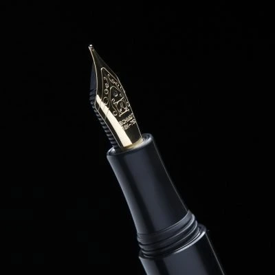 torpedo-gold-fountain-pen-6