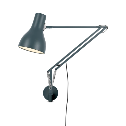 Type 75™ Lamp With Wall Bracket