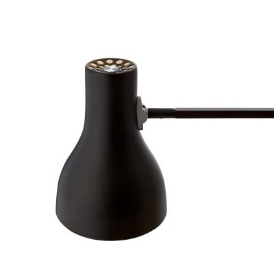 type-75-lamp-with-wall-bracket-6