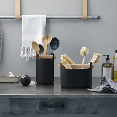 low-toolbox-organizer-black-6