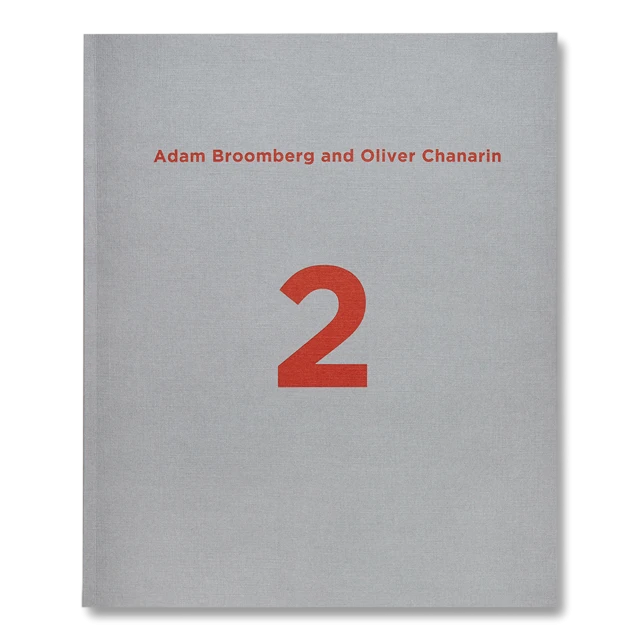 war-primer-2-by-adam-broomberg-and-oliver-chanarin-1