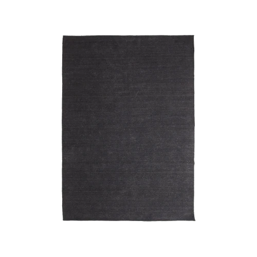 Nomad Black