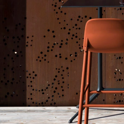 sharky-counter-stool-alum-low-back-terracotta