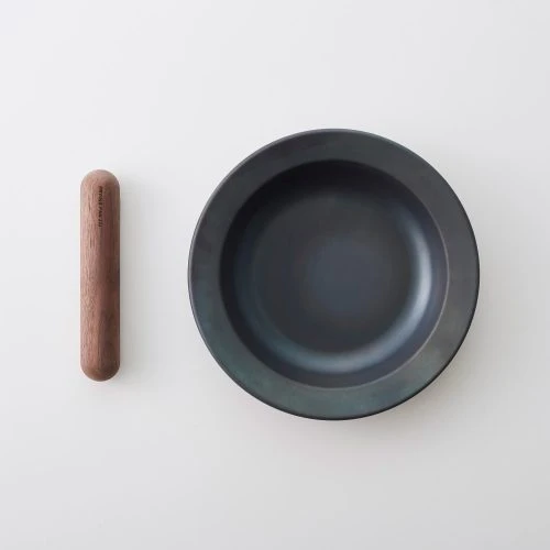 jiu-frying-pan-walnut-handle-2