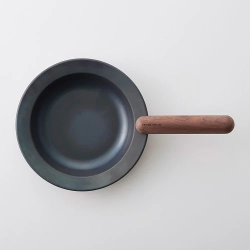jiu-frying-pan-walnut-handle-3