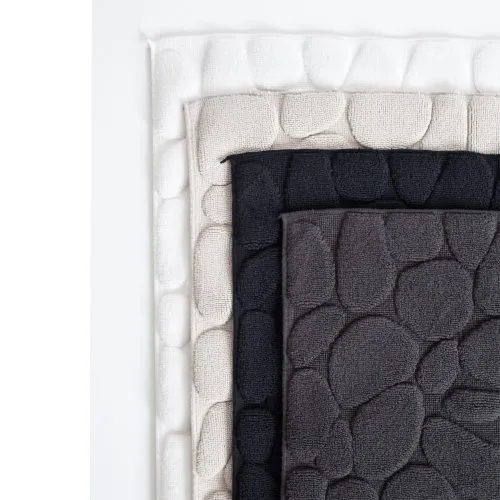 pebble-stone-bath-mat