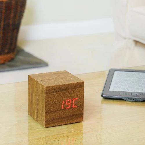 cube-alarm-clock-walnut-red-4jpg
