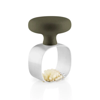 garlic-masher-5