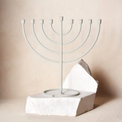 trace-unique-menorah-11