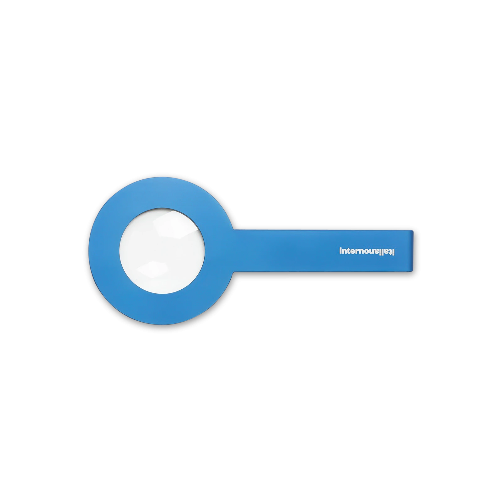 stra-magnifying-glass