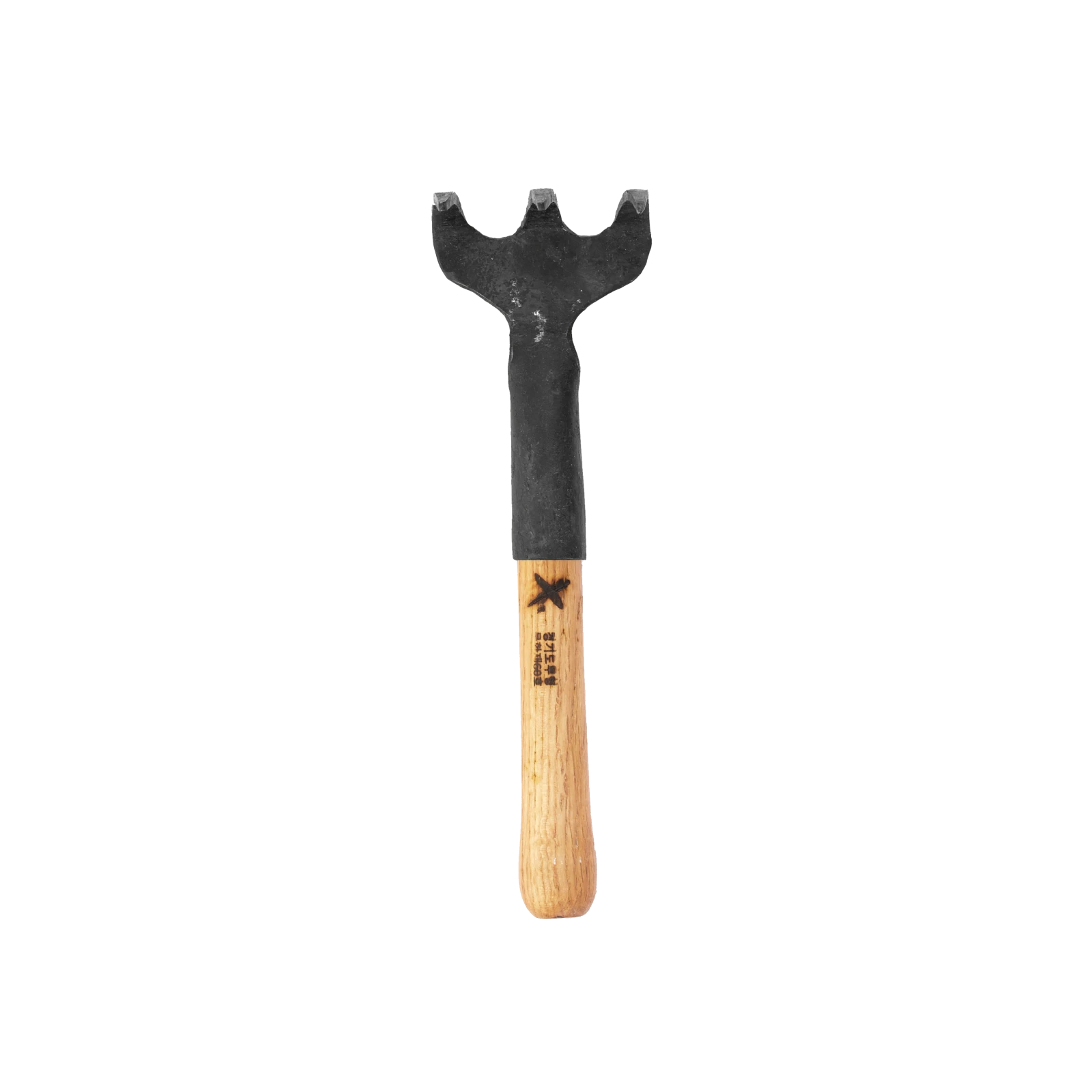 Master Shin's Anvil Three Claw - Gessato Design Store