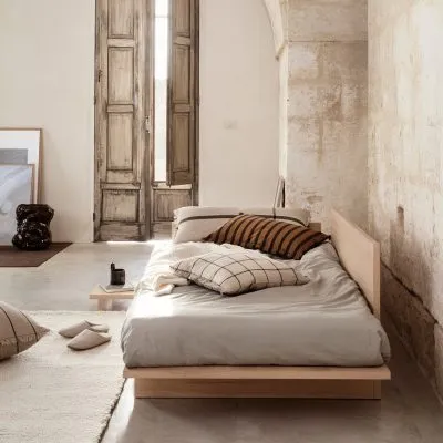 Kona Bed Natural Oak Veneer - Gessato Design Store