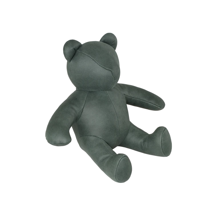 Maharam Bear, Ivy