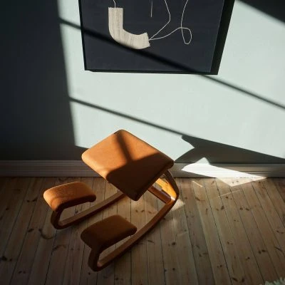 Variable™ Balans® Kneeling Chair - Oxide - Gessato Design Store