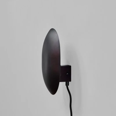 Clam Wall Lamp - Gessato Design Store