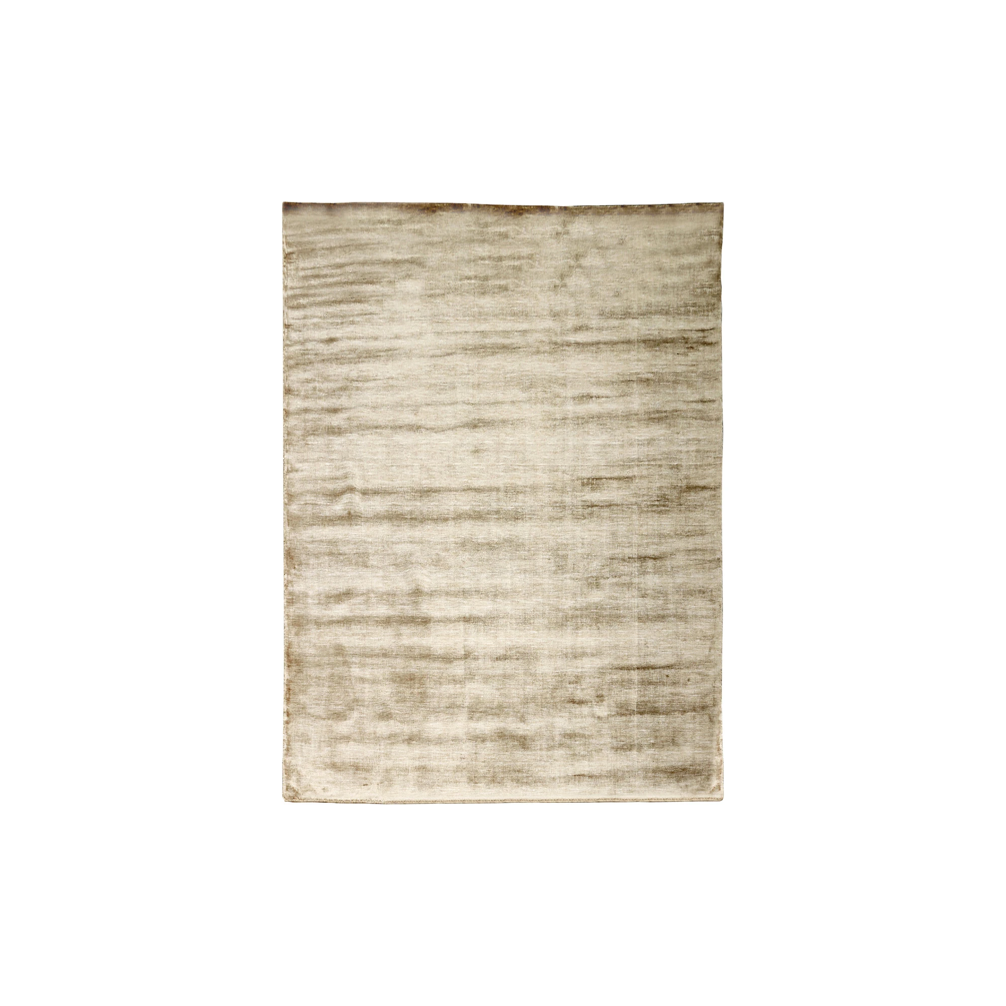 Light brown, Small